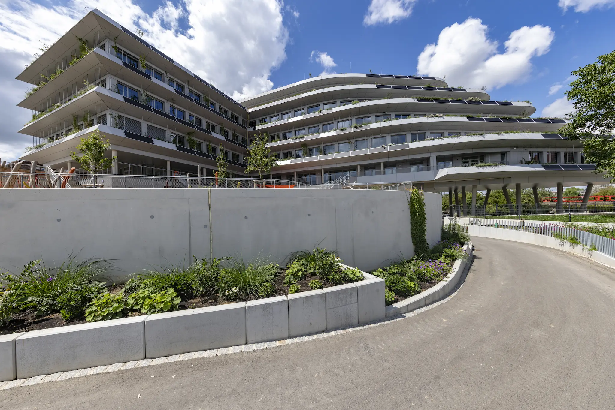green-building-be-7461.2048